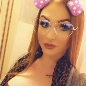 Meet your Posher, Kimberly